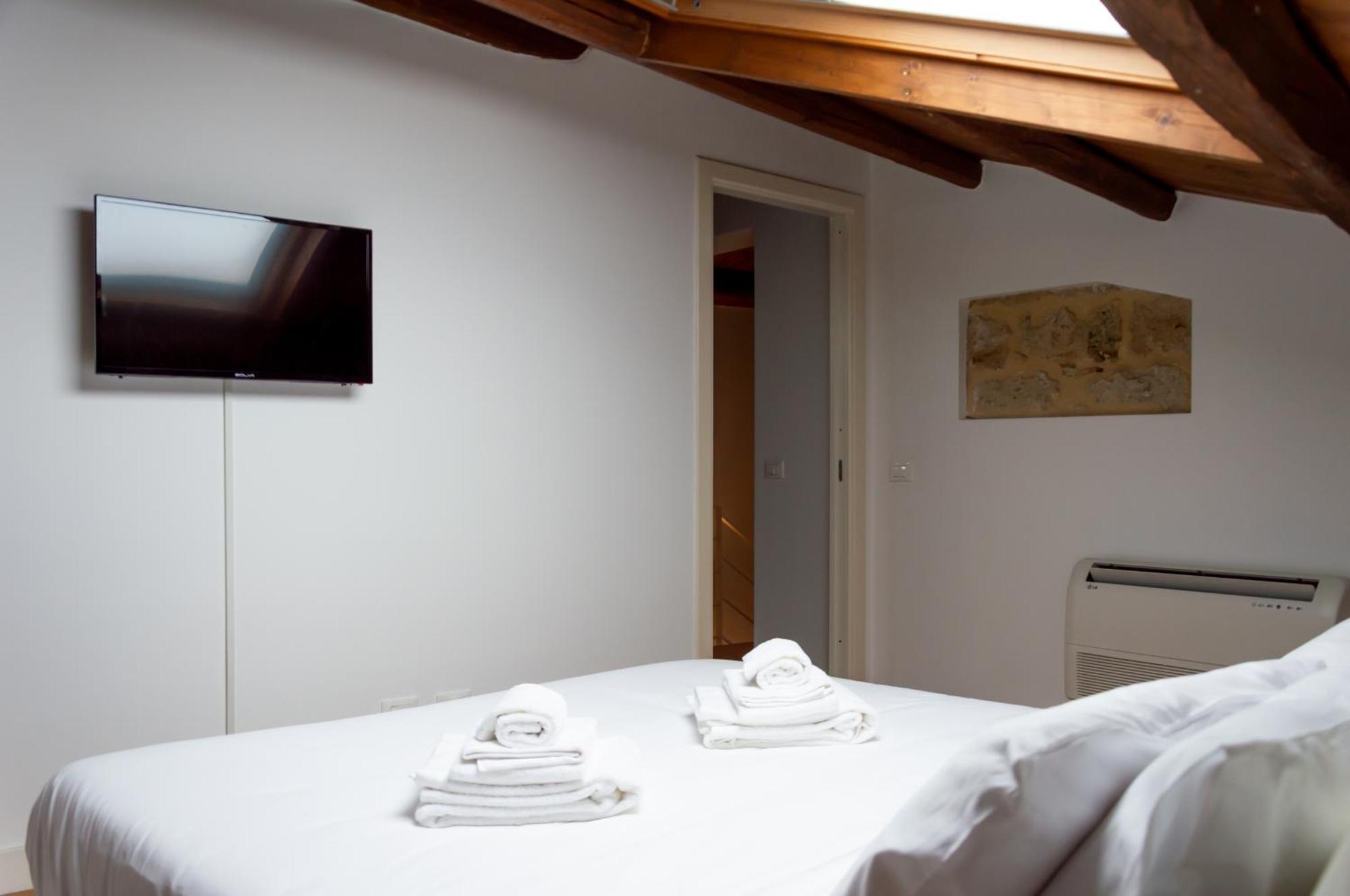 Vittorio Emanuele Suite Apartment Palermo Ngoại thất bức ảnh