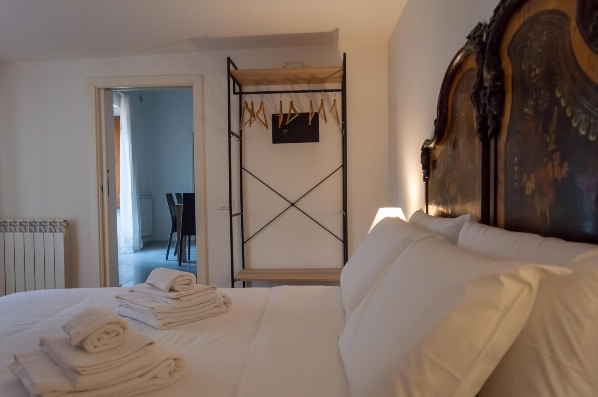 Vittorio Emanuele Suite Apartment Palermo Ngoại thất bức ảnh